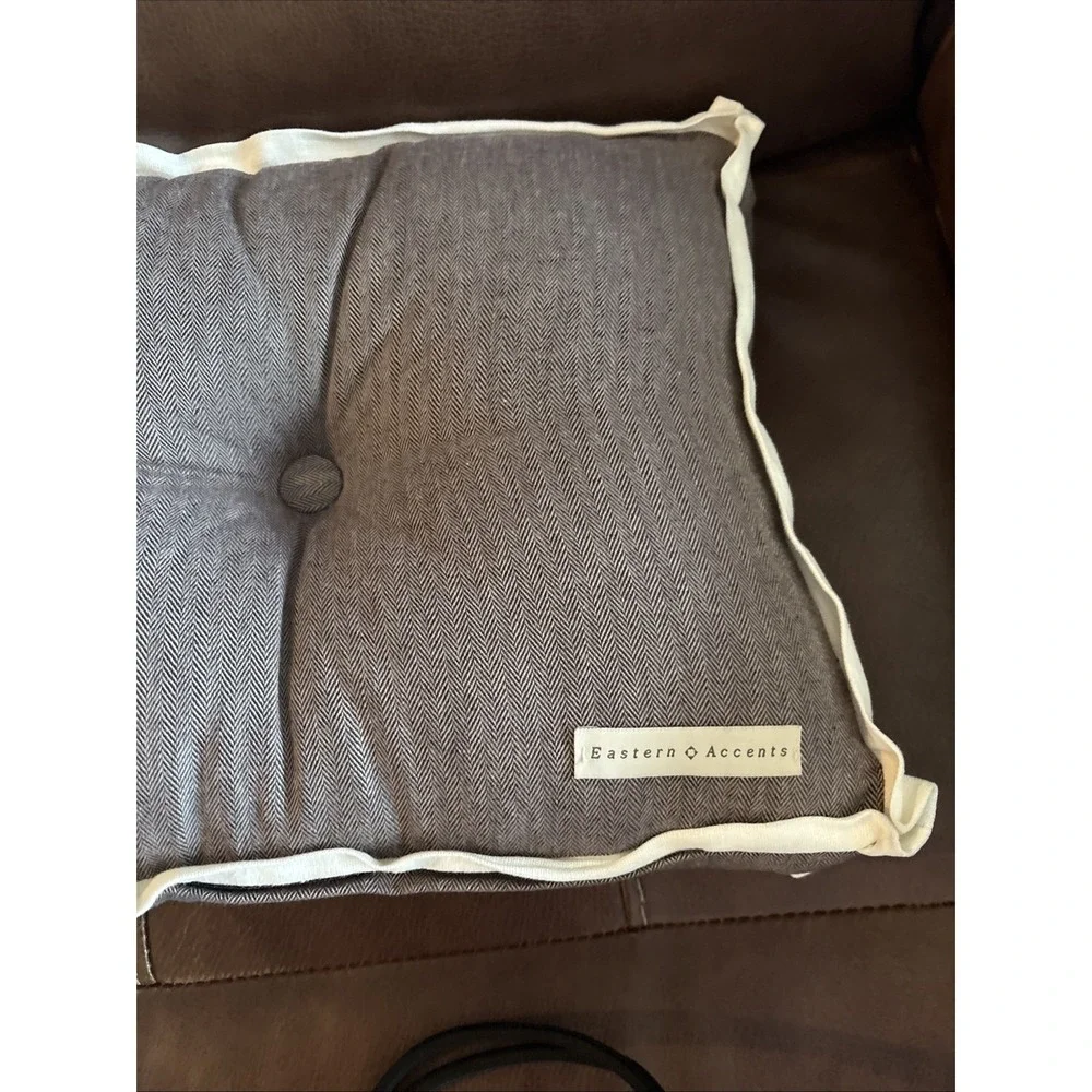 Eastern Accents Size Pillow Sham and insert‎ 22